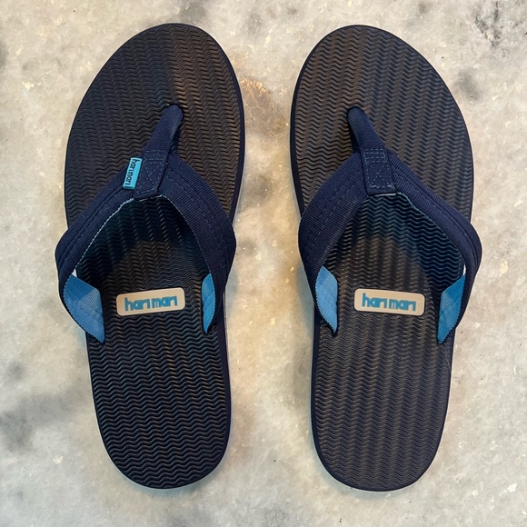 Hari Mari Mens Dunes / Navy / size 9 - Picture 2 of 7